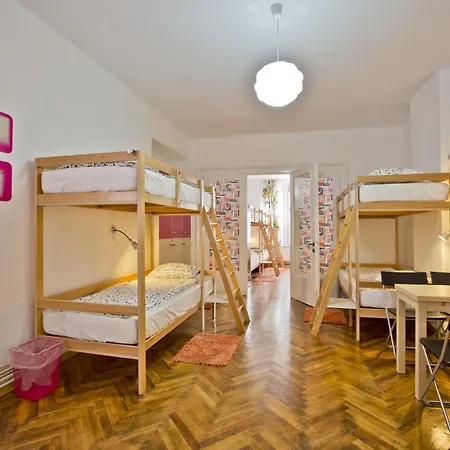 Centrum House *