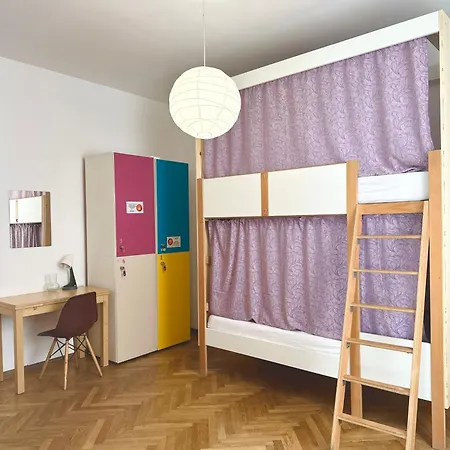 Centrum House *