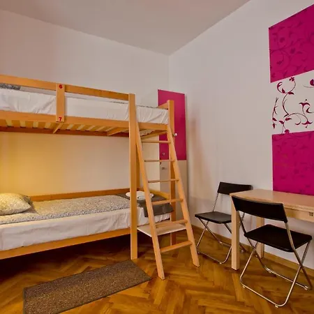 Centrum House Hostel