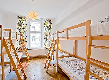 Centrum House
