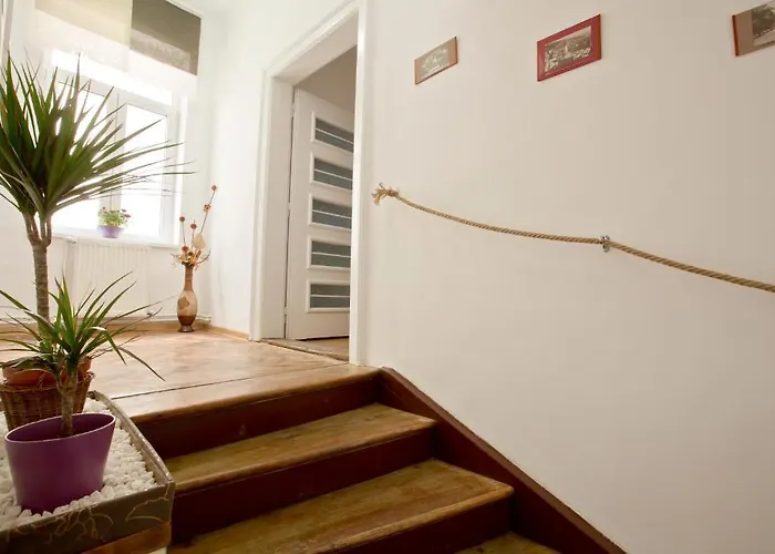 Centrum House אכסניה *