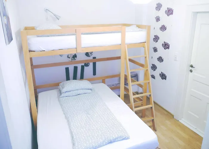 Centrum House Hostel *